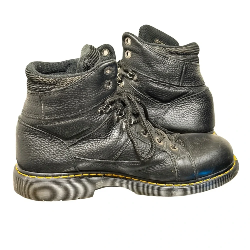 Dr. Martens Industrial Work Boots‎ Men 11 Black Pebbled Leather Lace Up Rugged
